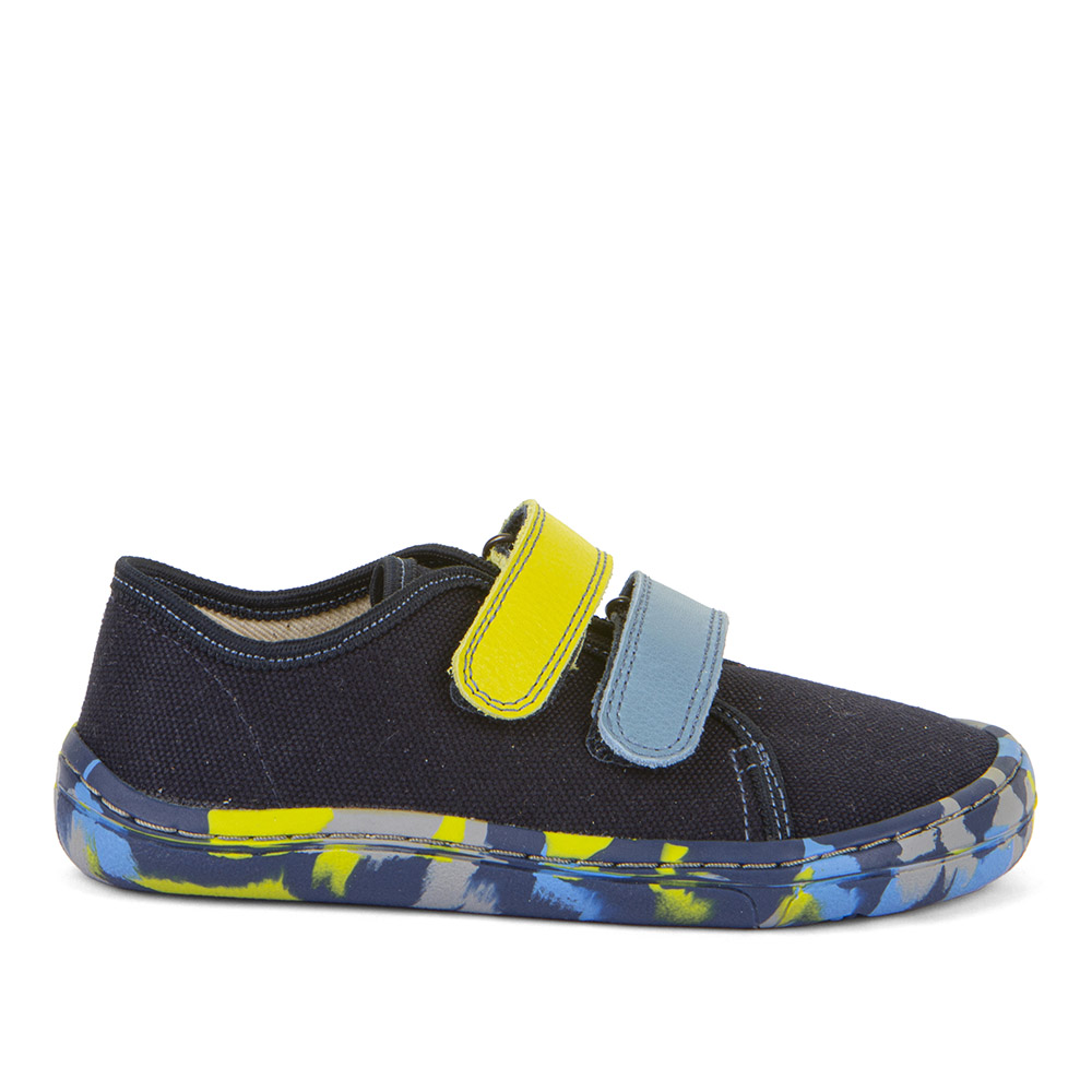 Dječja platnena tenisica picture