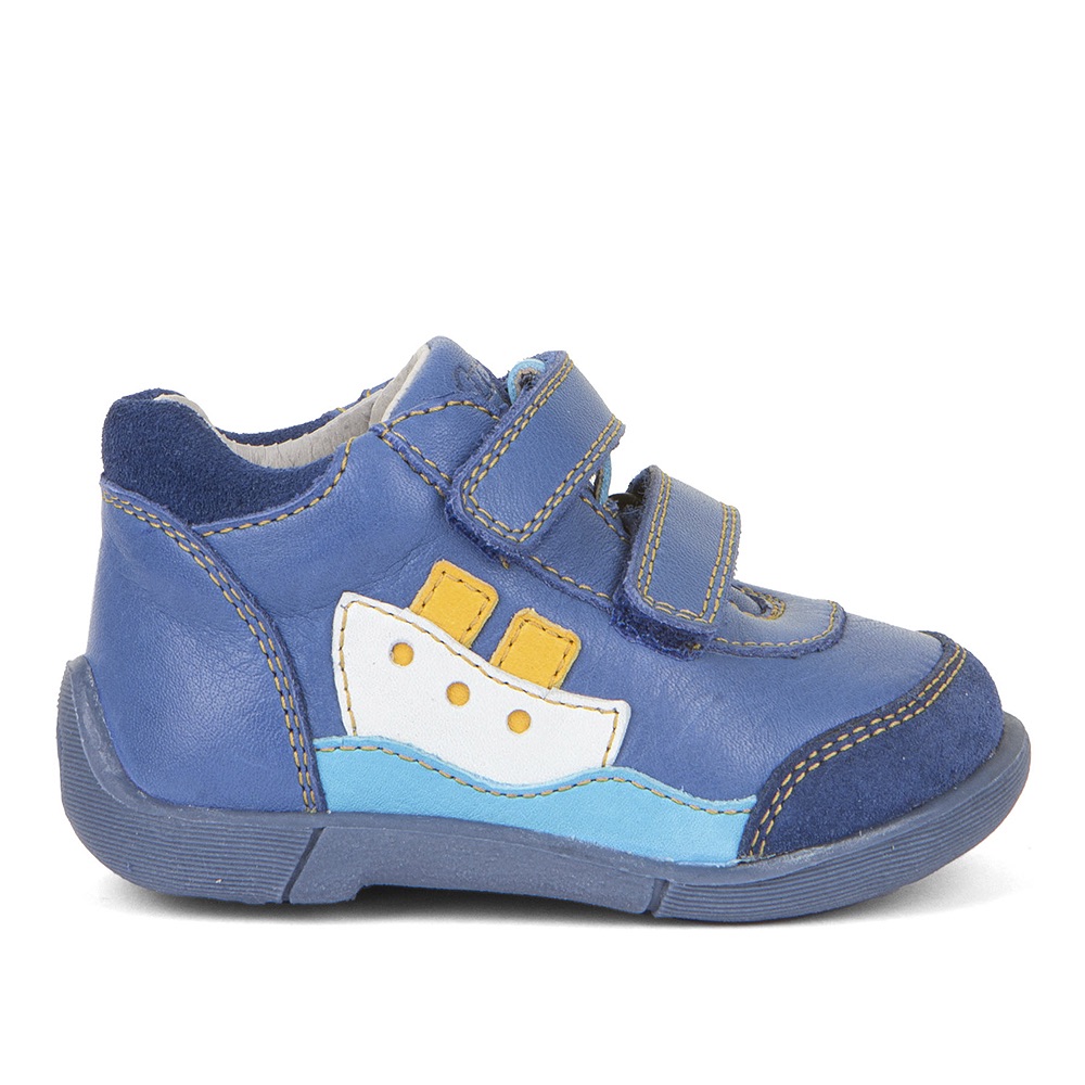 Dječja cipela picture