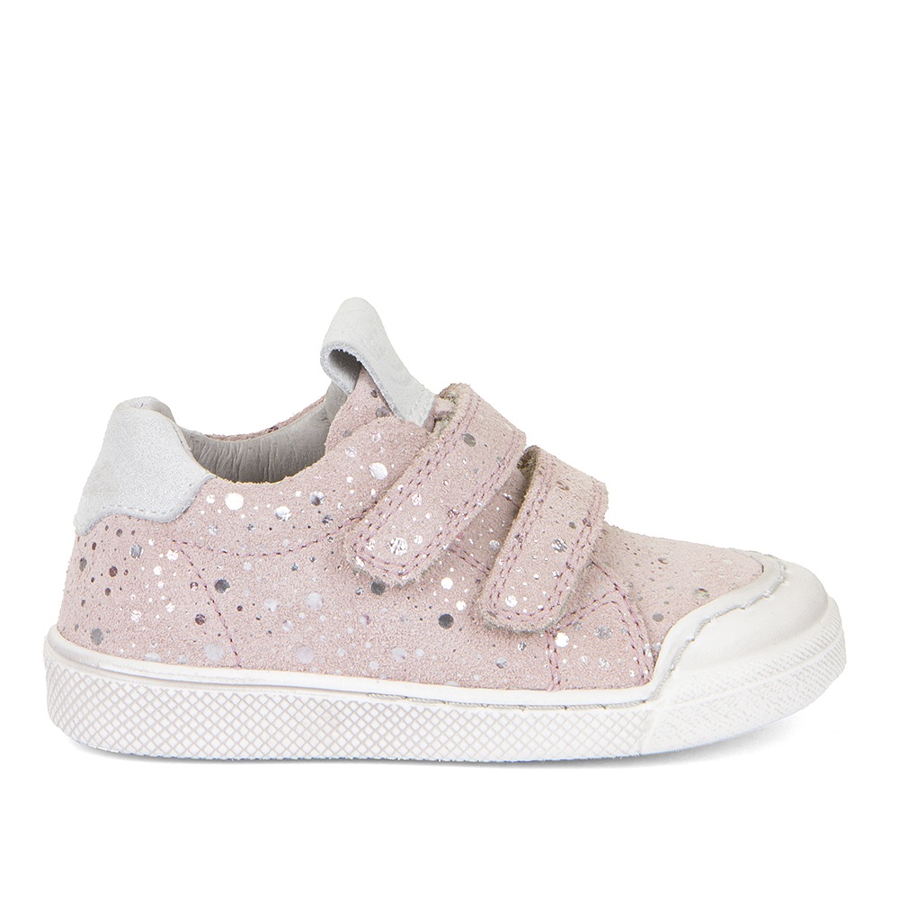 Dječja cipela picture