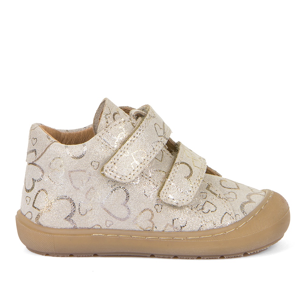 Dječja cipela picture