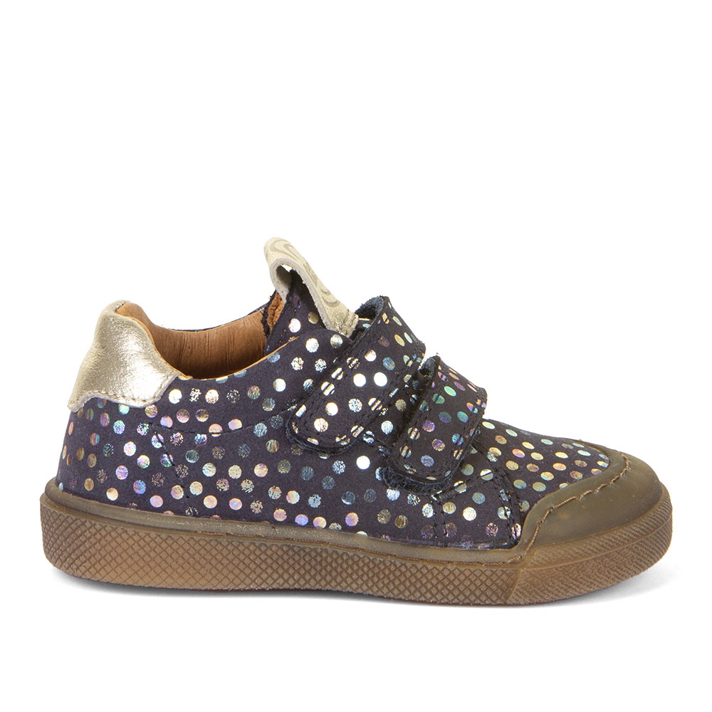 Dječja cipela picture