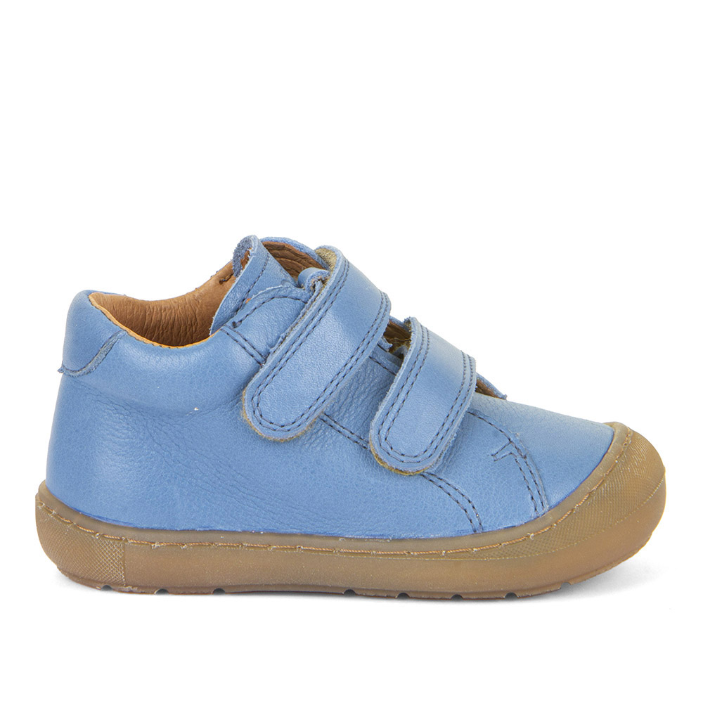 Dječja cipela picture