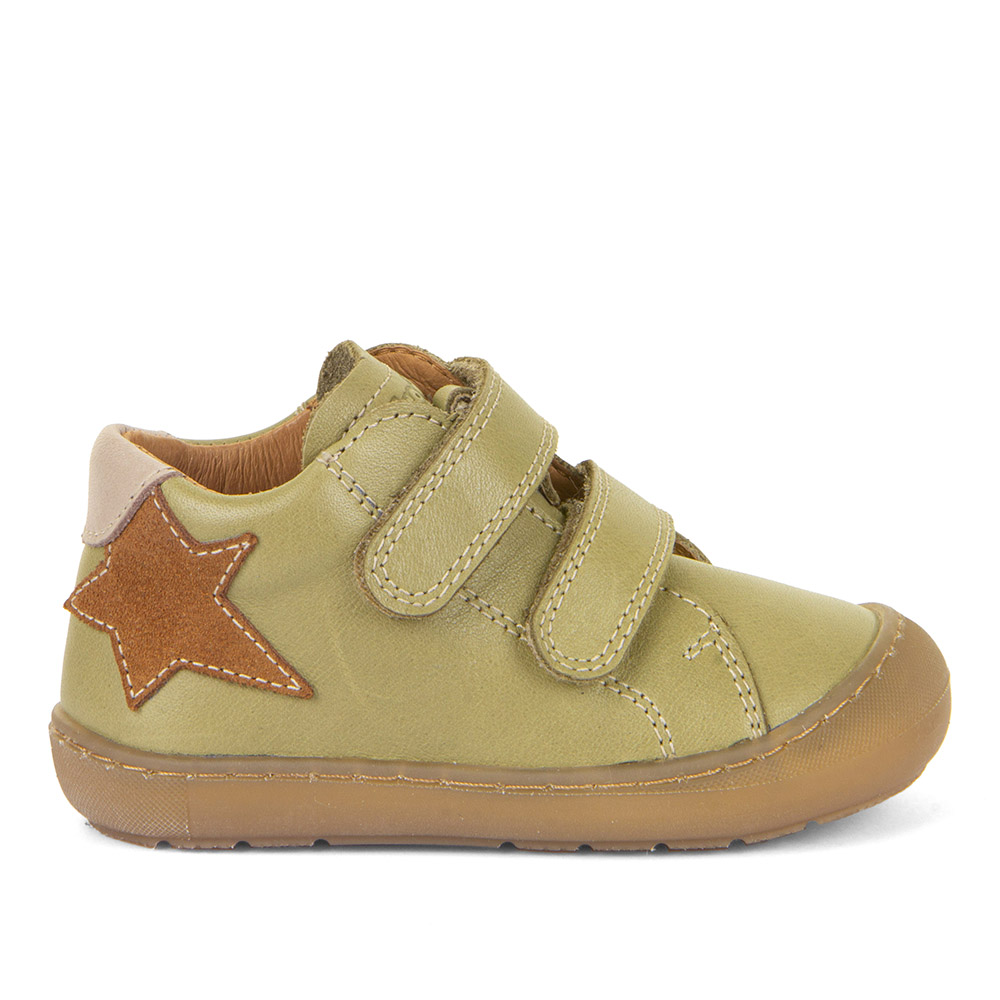 Dječja cipela picture