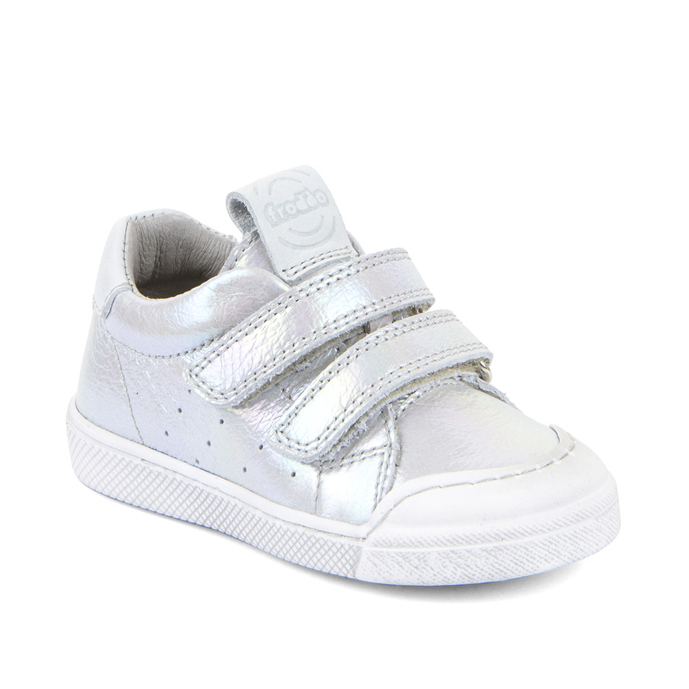 Dječje cipele picture