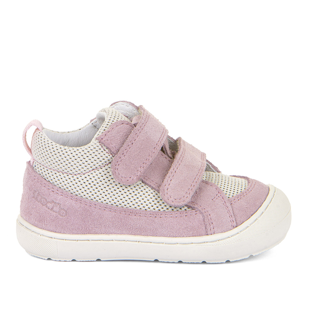 Dječja cipela picture