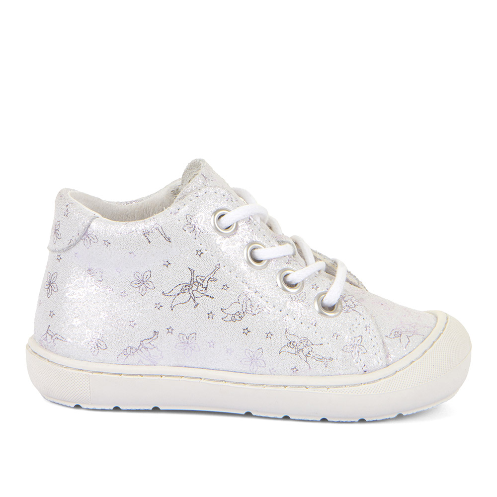 Dječja cipela picture