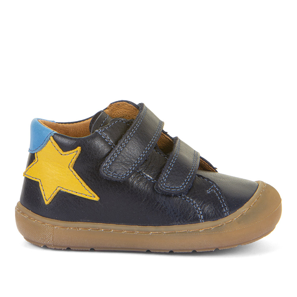 Dječje cipele picture