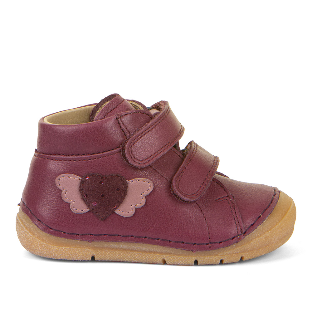 Dječje cipele picture