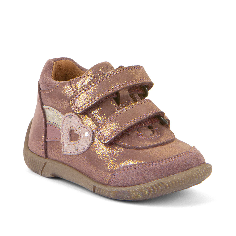 Dječje cipele picture