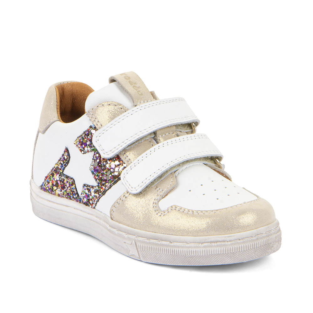 Dječje cipele picture