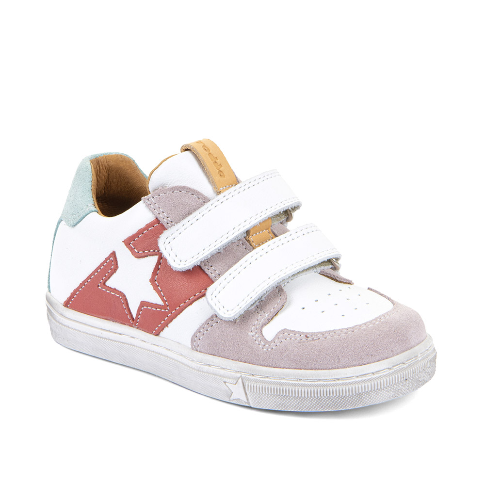 Dječje cipele picture