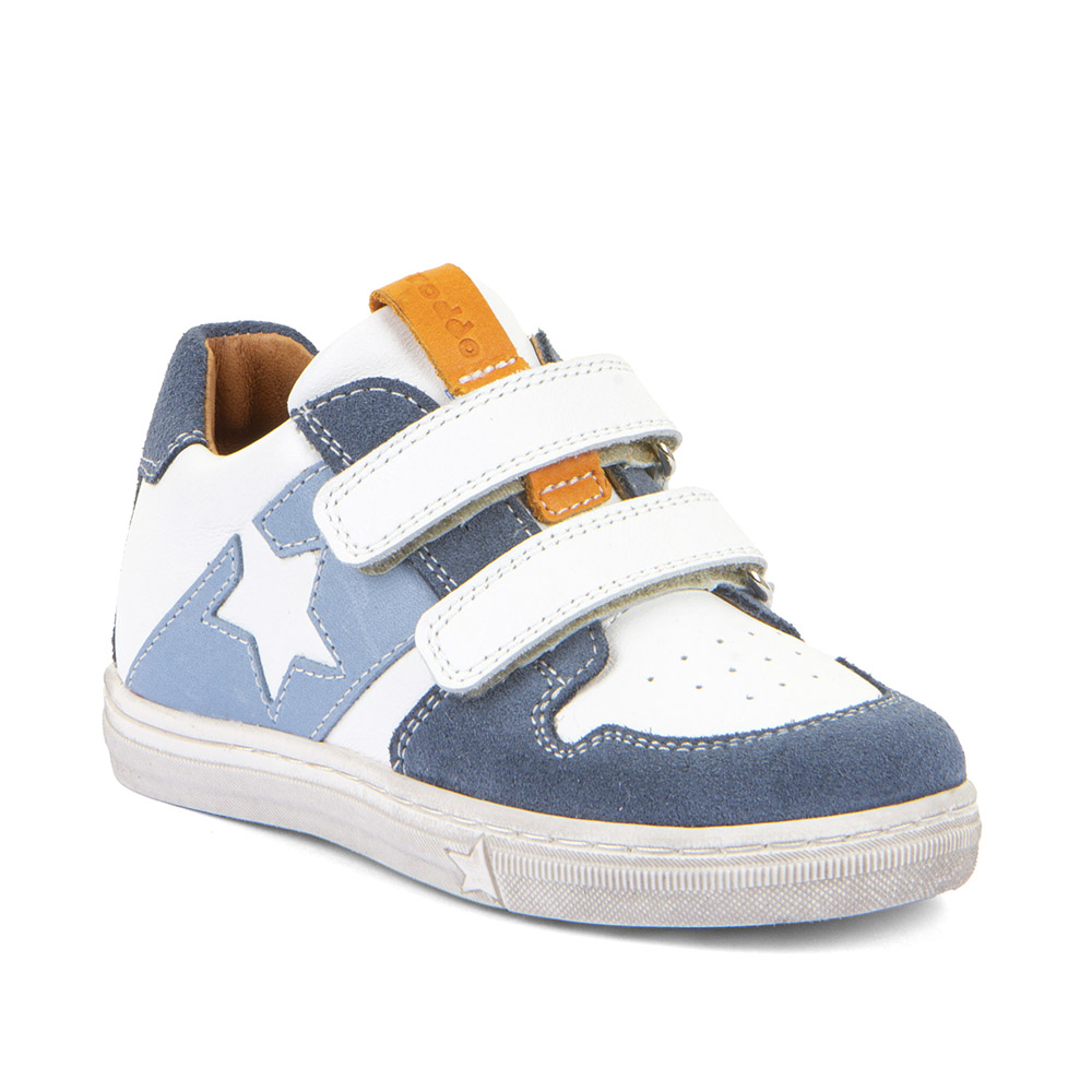 Dječje cipele picture