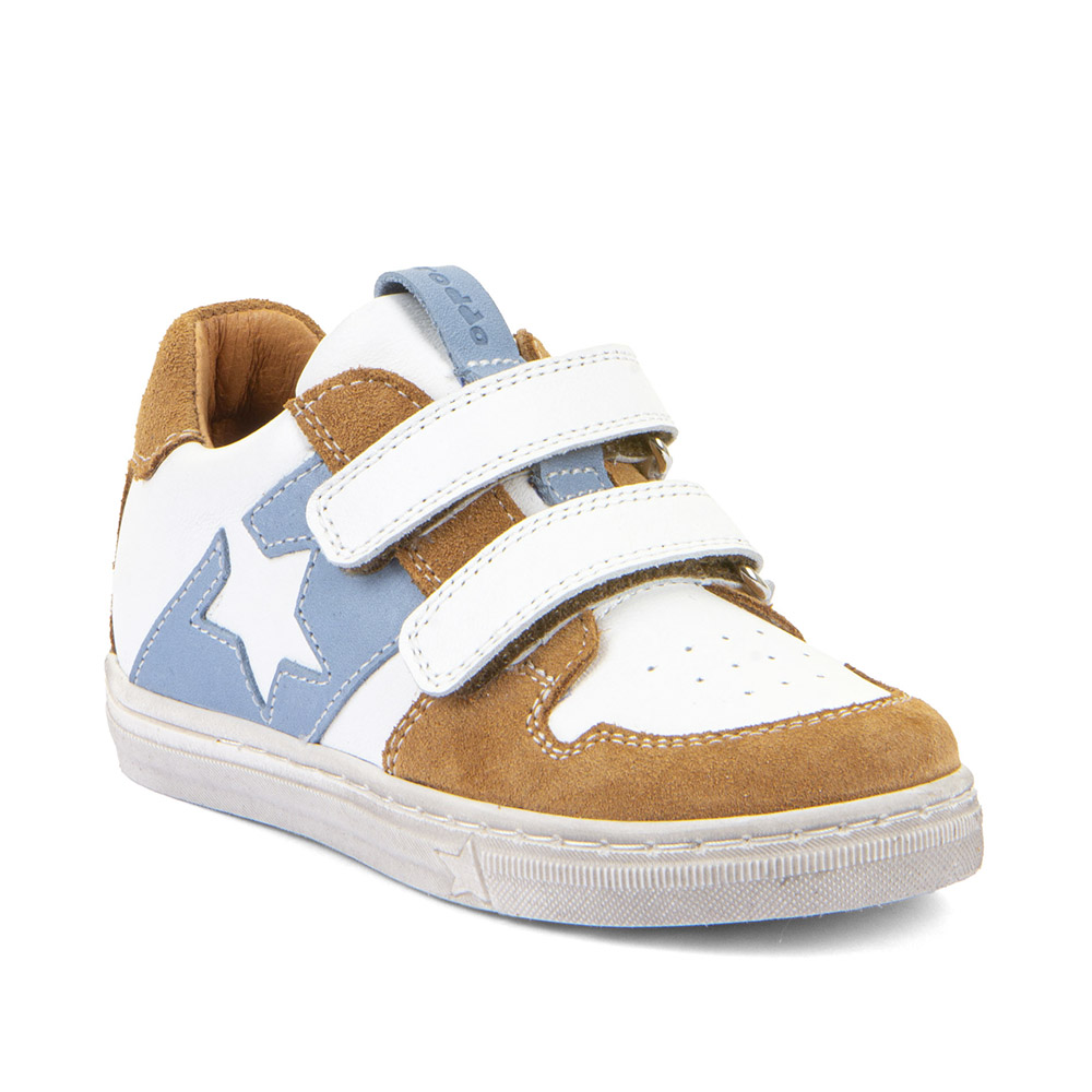 Dječje cipele picture