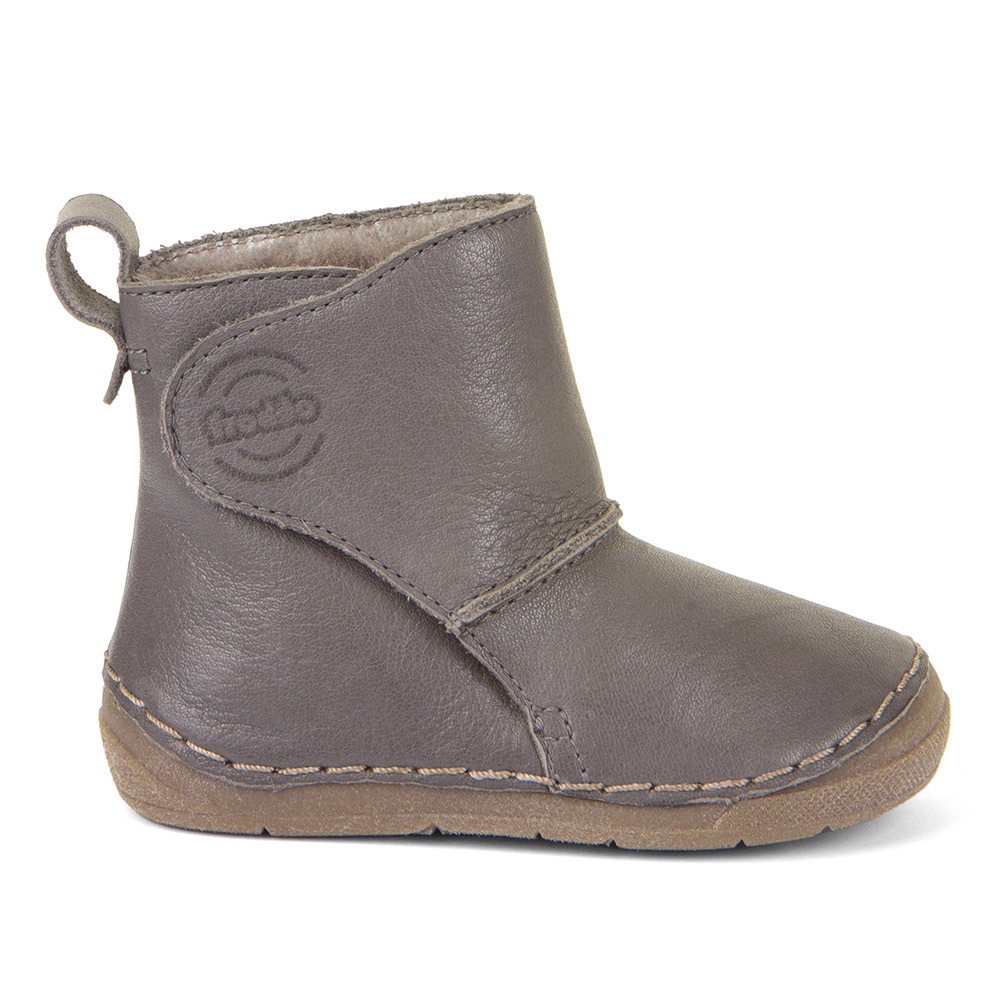 Dječja čizma picture