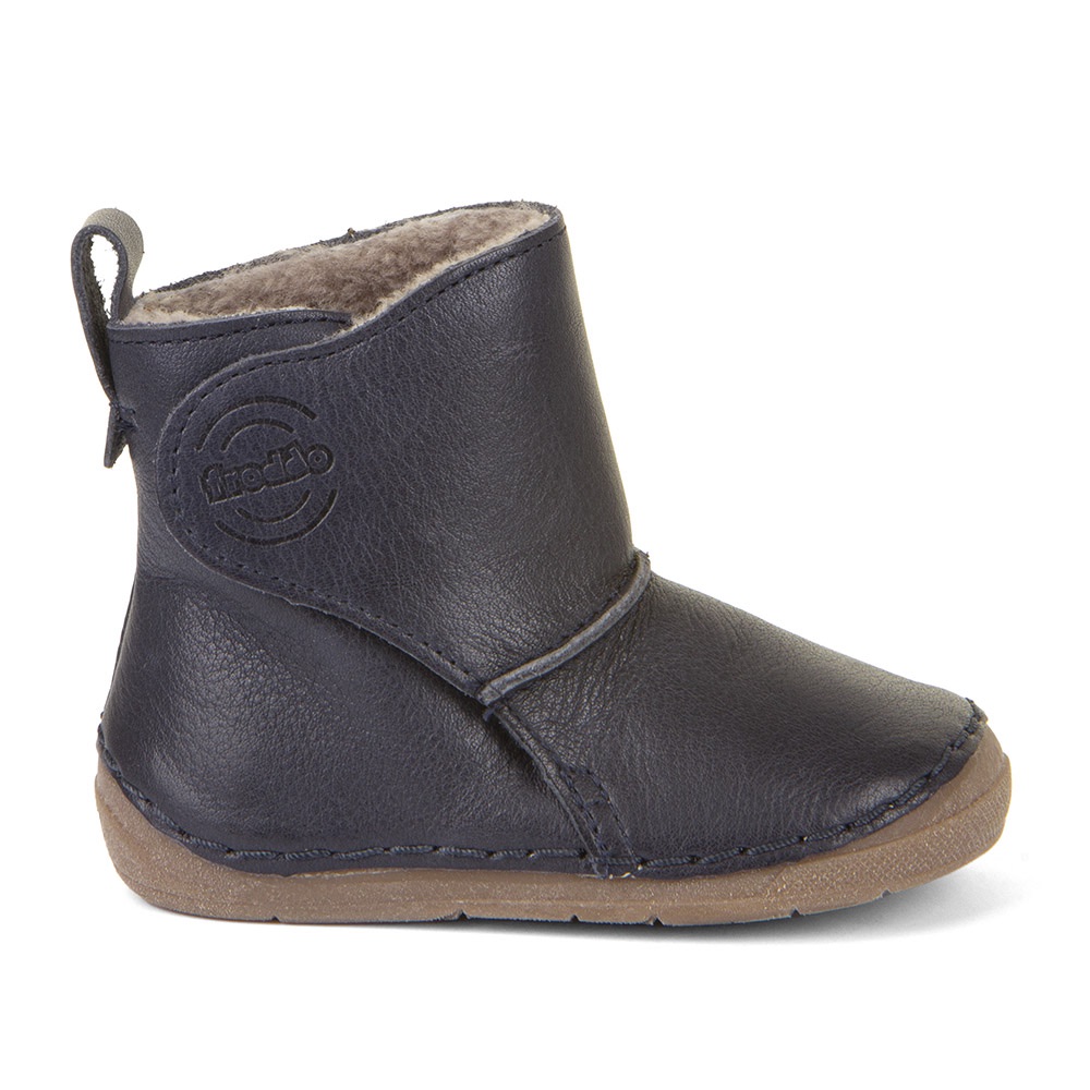 Dječja čizma picture