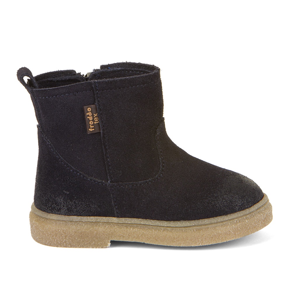 Dječja čizma picture