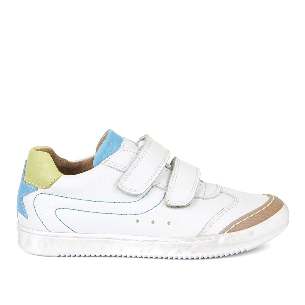 Dječja cipela picture