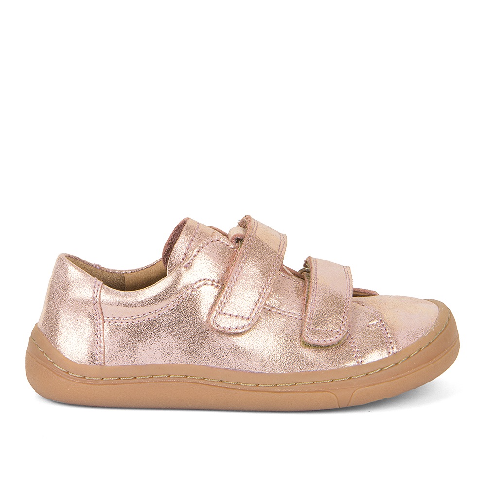 Dječja cipela picture