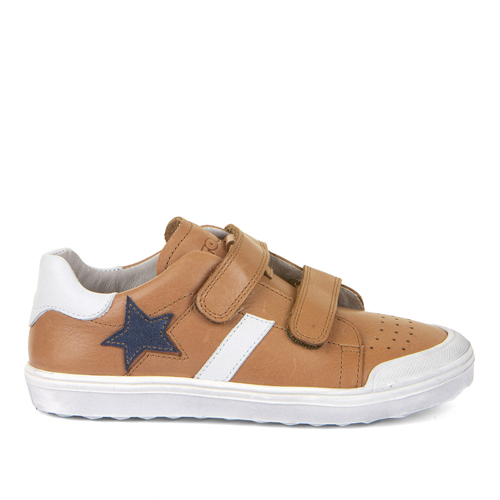 Dječja cipela picture