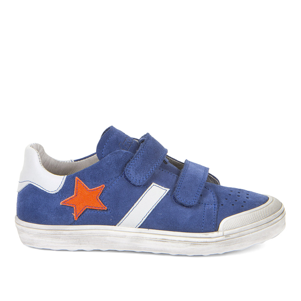 Dječja cipela picture