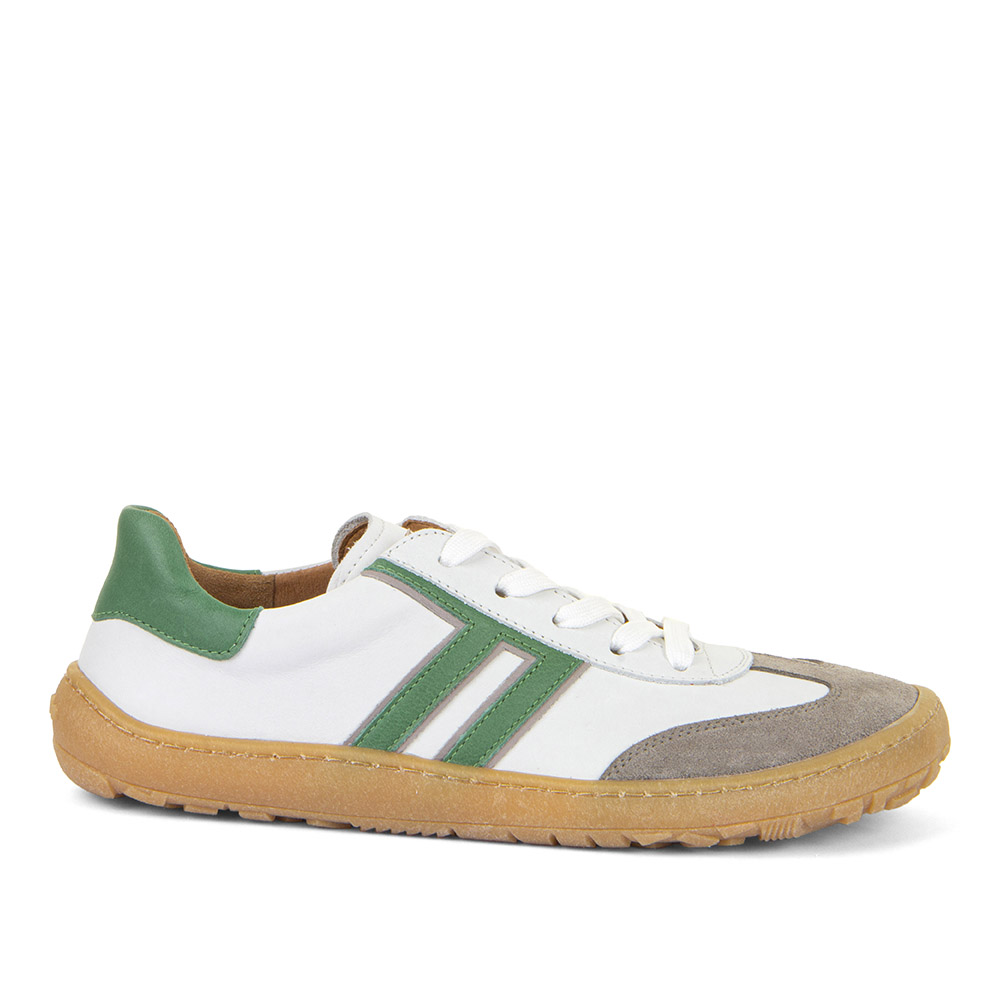 Dječja cipela picture