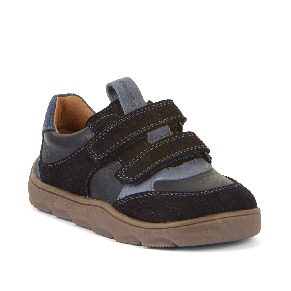 Dječje cipele picture