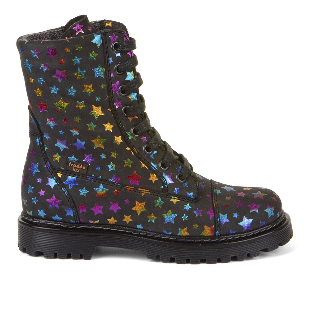 Dječja čizma picture