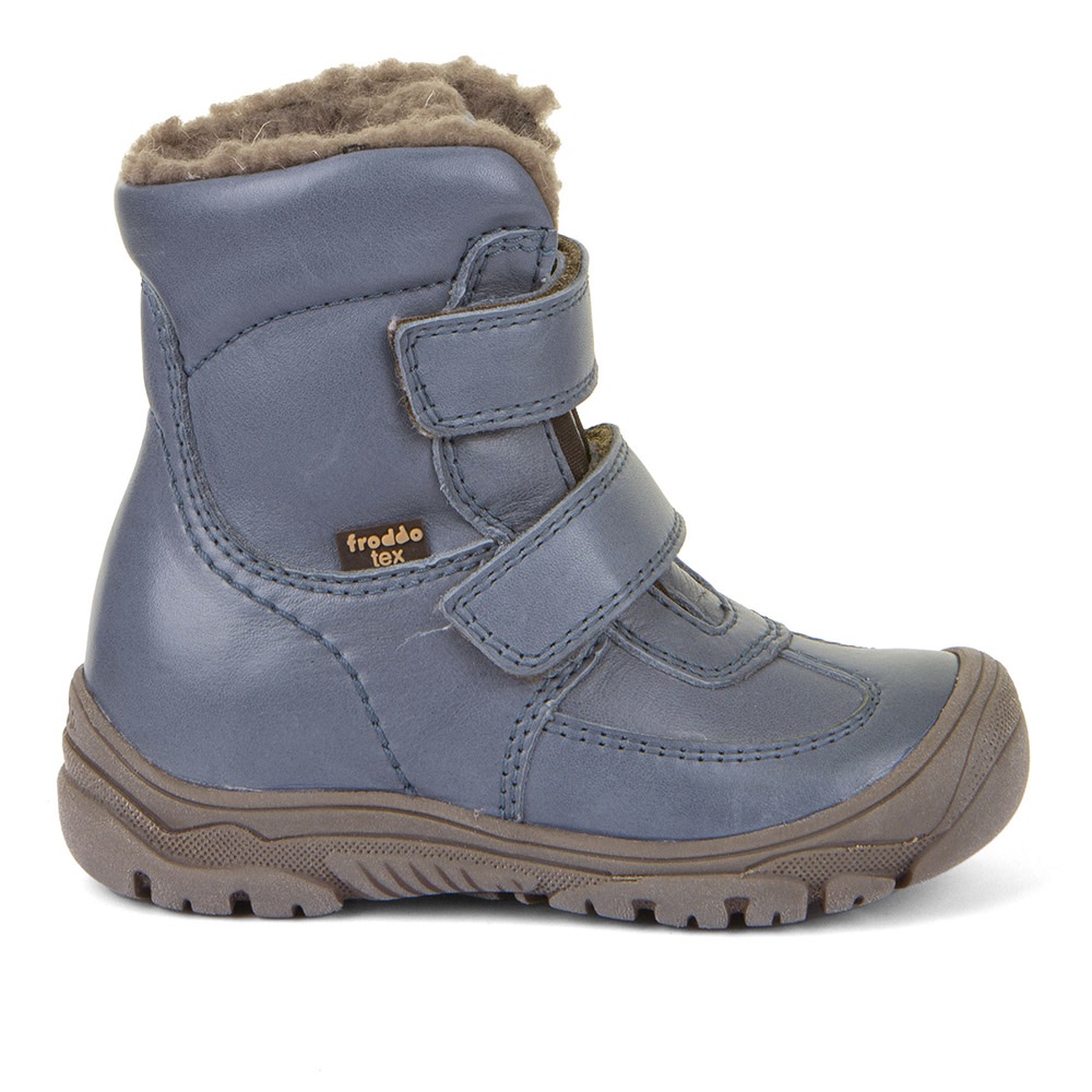 Dječja čizma picture